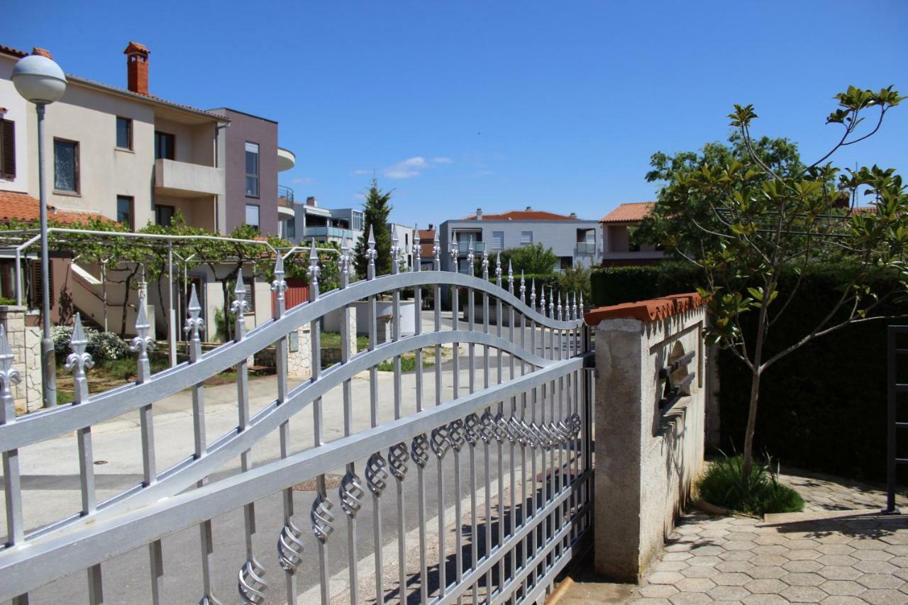 וינקורן Apartments Katarina מראה חיצוני תמונה